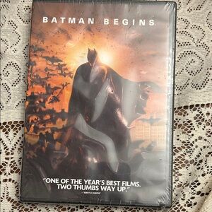 Batman Begins Single Disc Widescreen DVD,sealed
